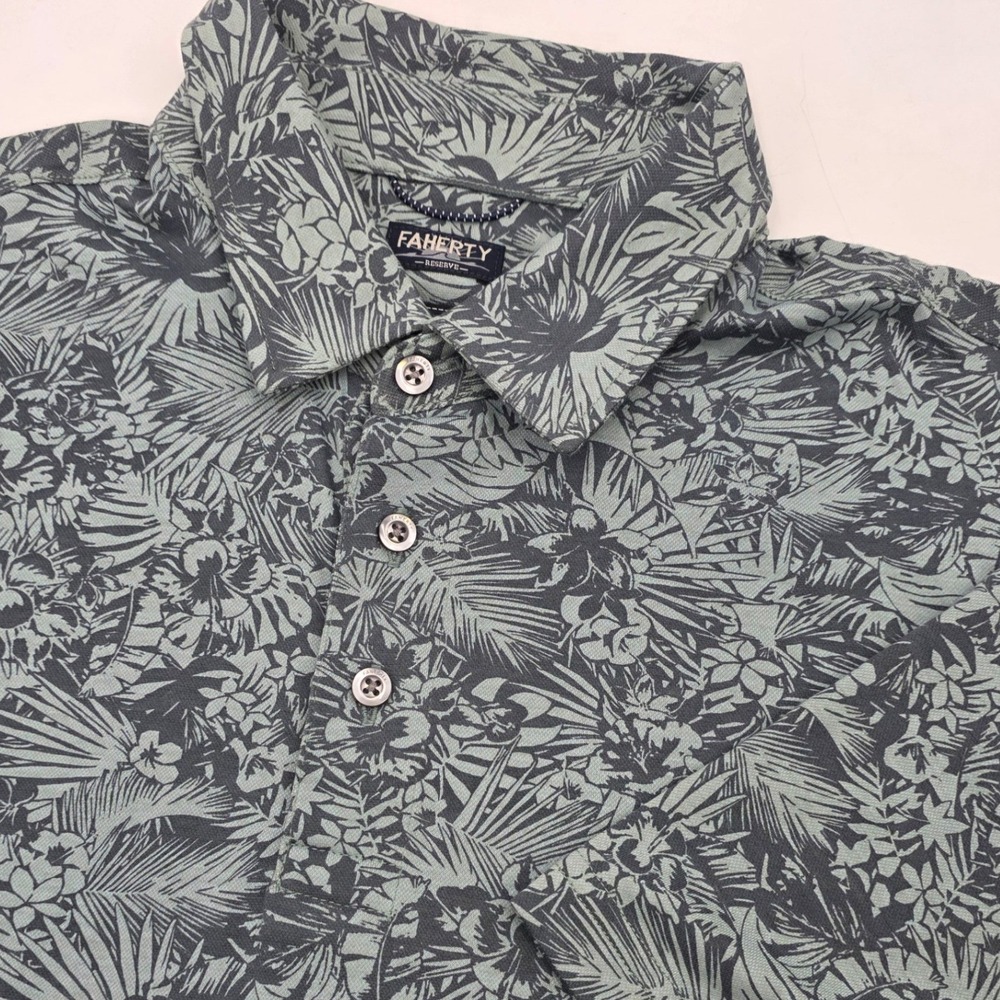 FAHERTY RESERVE THE MOVEMENT POLO MENS MEDIUM FLORAL GREEN GRAY AOP COMFORT NWOT